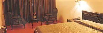 Hotel De Park Shimla Zewnętrze zdjęcie
